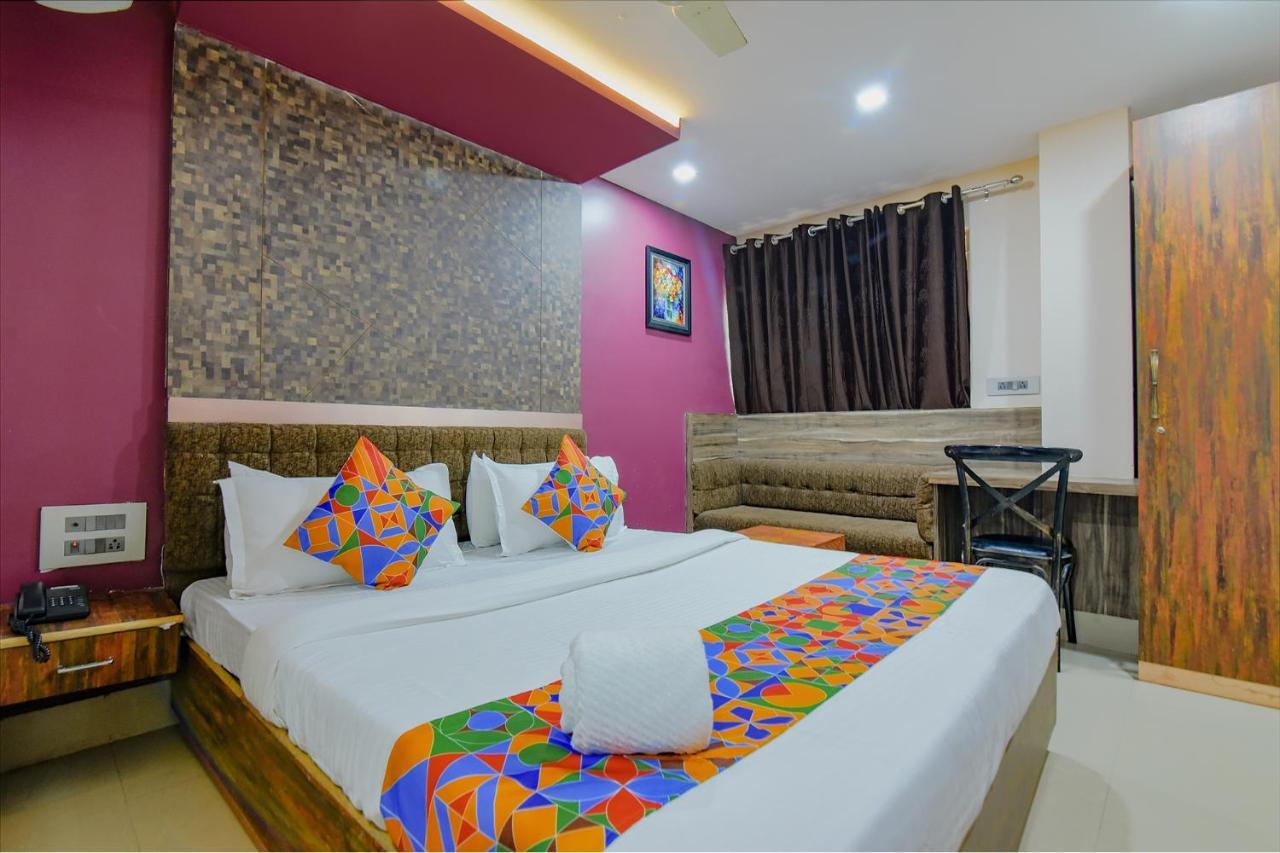 Fabhotel Middleton Desire - Nr Niladri Vihar Square Bhubaneswar Eksteriør bilde